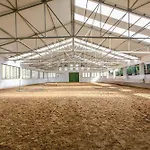 Pensión Premium Cracovia Arabians - Ojcowski Park Narodowy