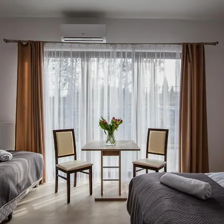 Premium Cracovia Arabians - Ojcowski Park Narodowy 3* Maszyce